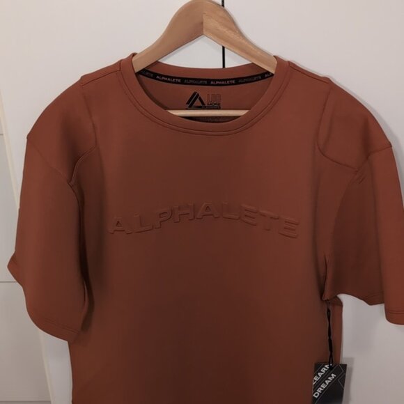 Alphalete NWT ELMTS Half Sleeve Pullover Brick Orange Men's L - Picture 3 of 8